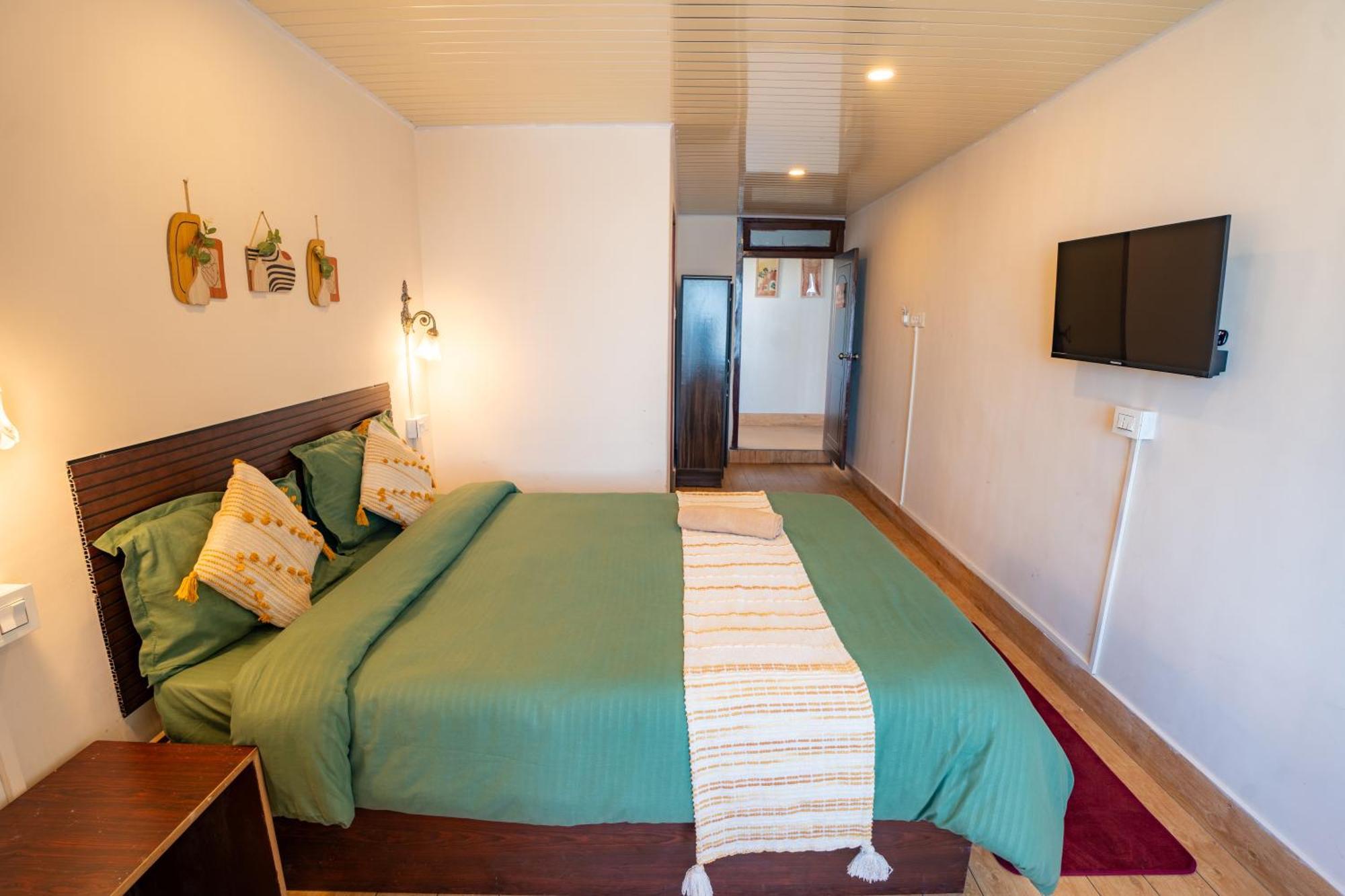 Monratino Himadrie -2 Mins Walk From Mall Road - All Rooms Have Kanchenjunga Mountain View Дарджилинг Екстериор снимка