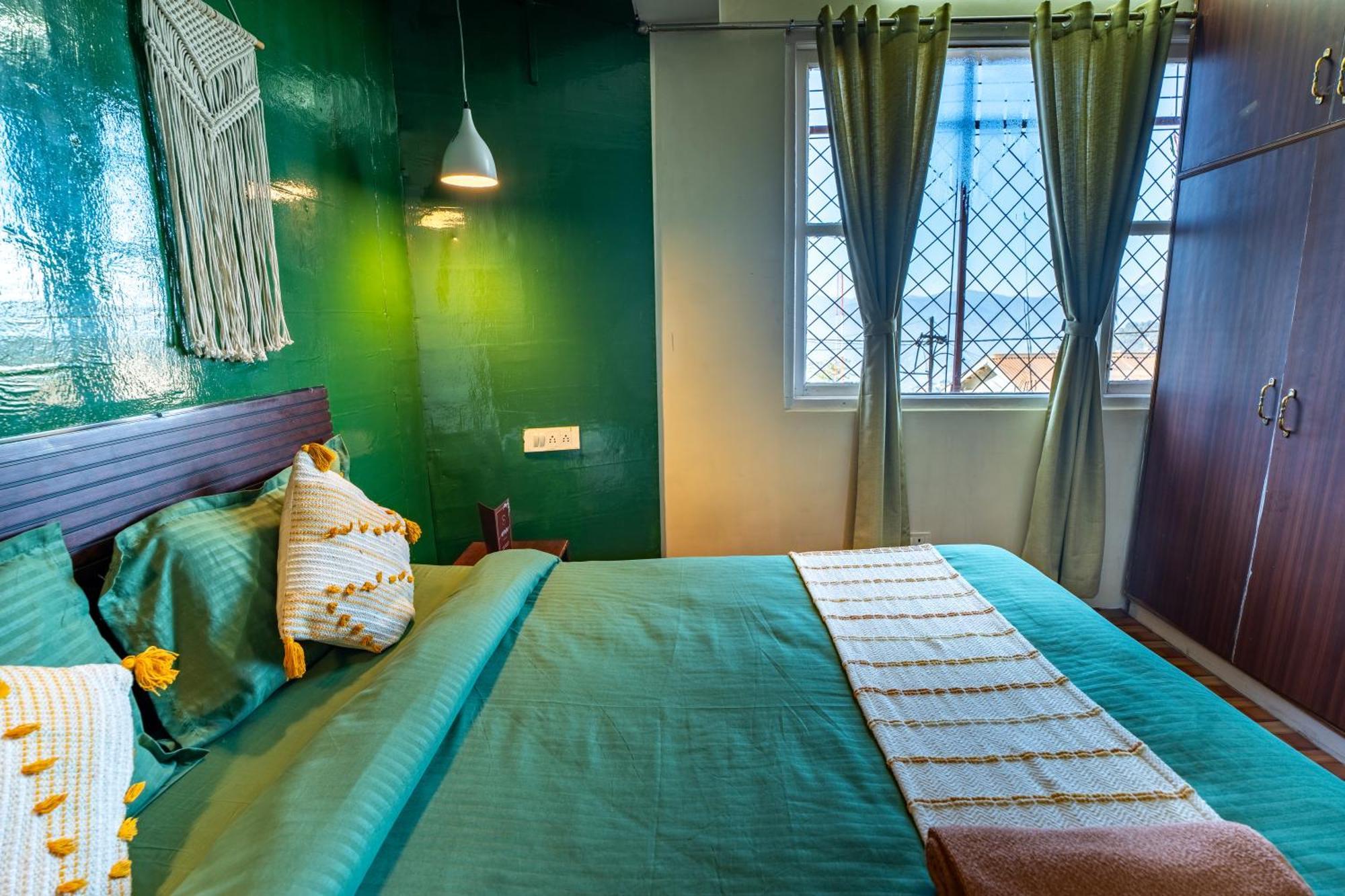 Monratino Himadrie -2 Mins Walk From Mall Road - All Rooms Have Kanchenjunga Mountain View Дарджилинг Екстериор снимка