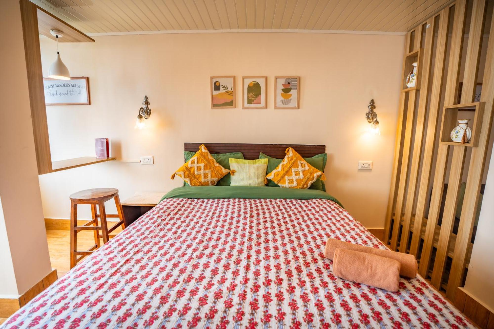 Monratino Himadrie -2 Mins Walk From Mall Road - All Rooms Have Kanchenjunga Mountain View Дарджилинг Екстериор снимка